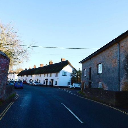 Thatched Cottage, Beautiful Village Near The Sea Otterton Bagian luar foto